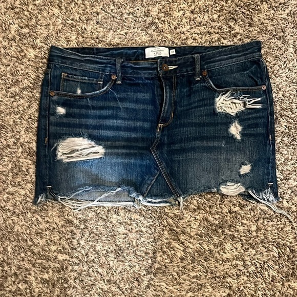 Abercrombie & Fitch Women’s SZ 10 - Picture 1 of 11